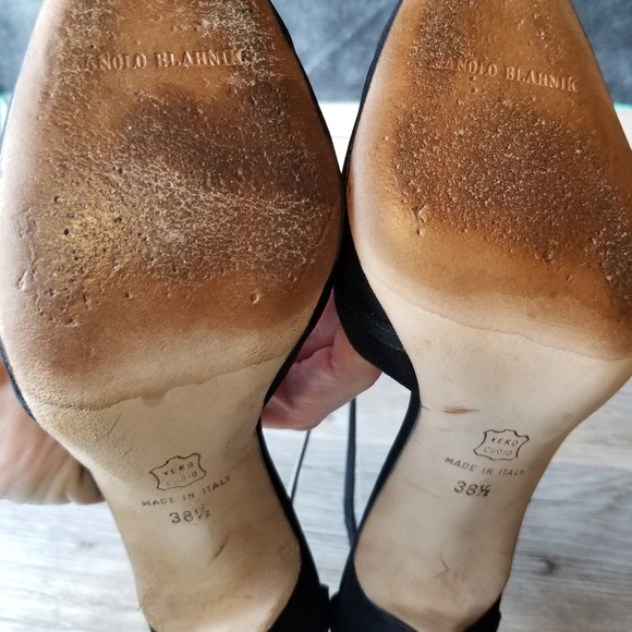 Vintage Manolo Blahnik Linen Ankle Strap Pointed Toe Pump Heel - Picture 12 of 13